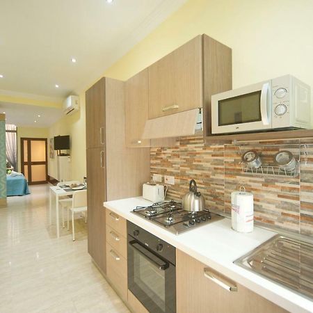 Sliema Duplex 1 Bedroom Apartment - Sleeps 4 Εξωτερικό φωτογραφία
