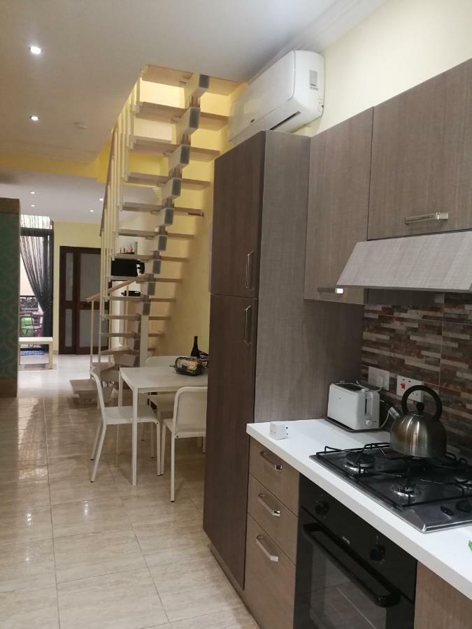 Sliema Duplex 1 Bedroom Apartment - Sleeps 4 Εξωτερικό φωτογραφία